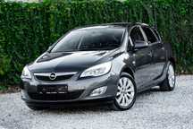 Opel Astra 1.4Turbo 140KM 150 edition Grz. Fotel Kierownica PDC Tempomat Klima