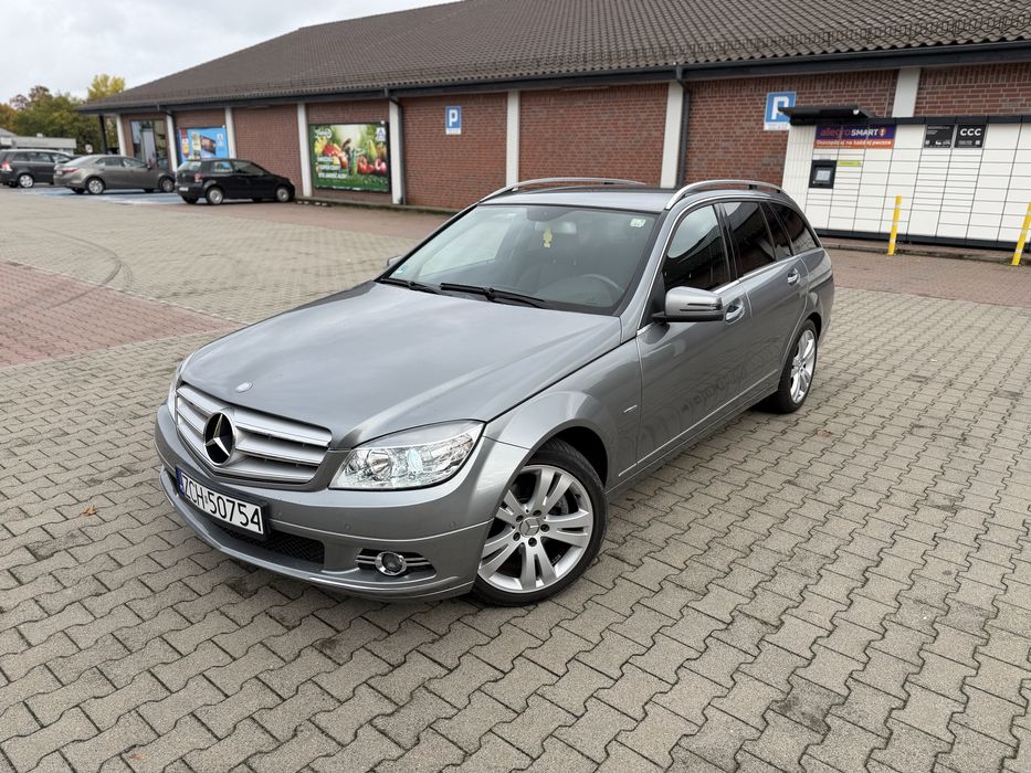 Mercedes C 180 Kompressor / swiezy serwis / HAK / El klapa / PL