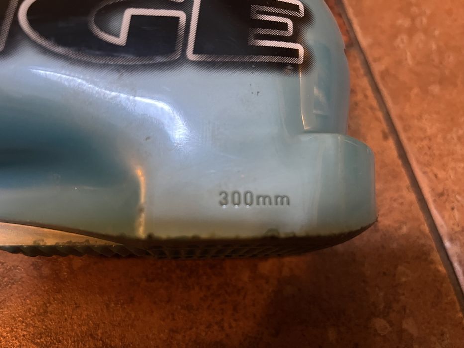 Черевики для лиж