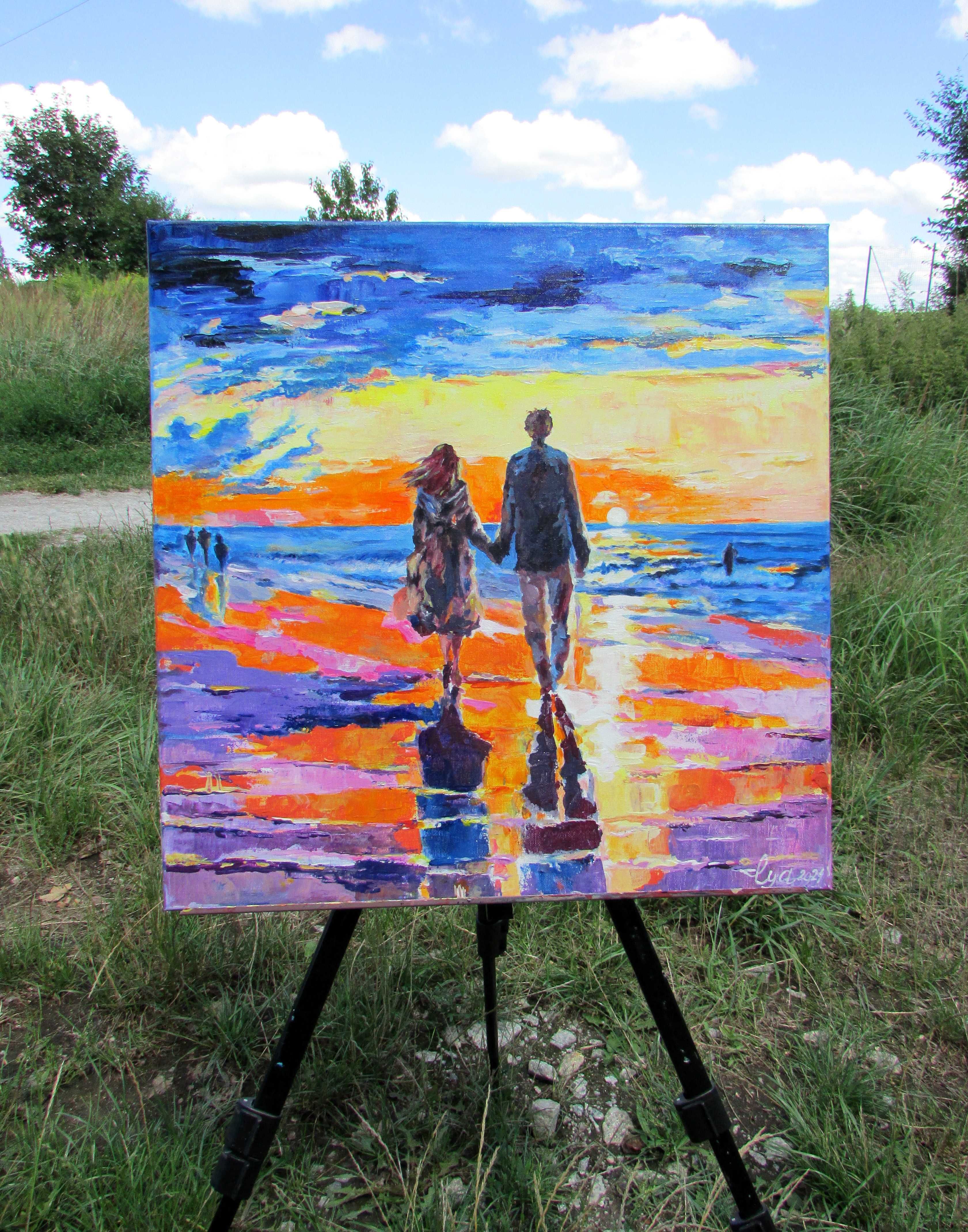 Miłość - Para wita zachód słońca na plaży. Najlepszy prezent! 50x50 sm