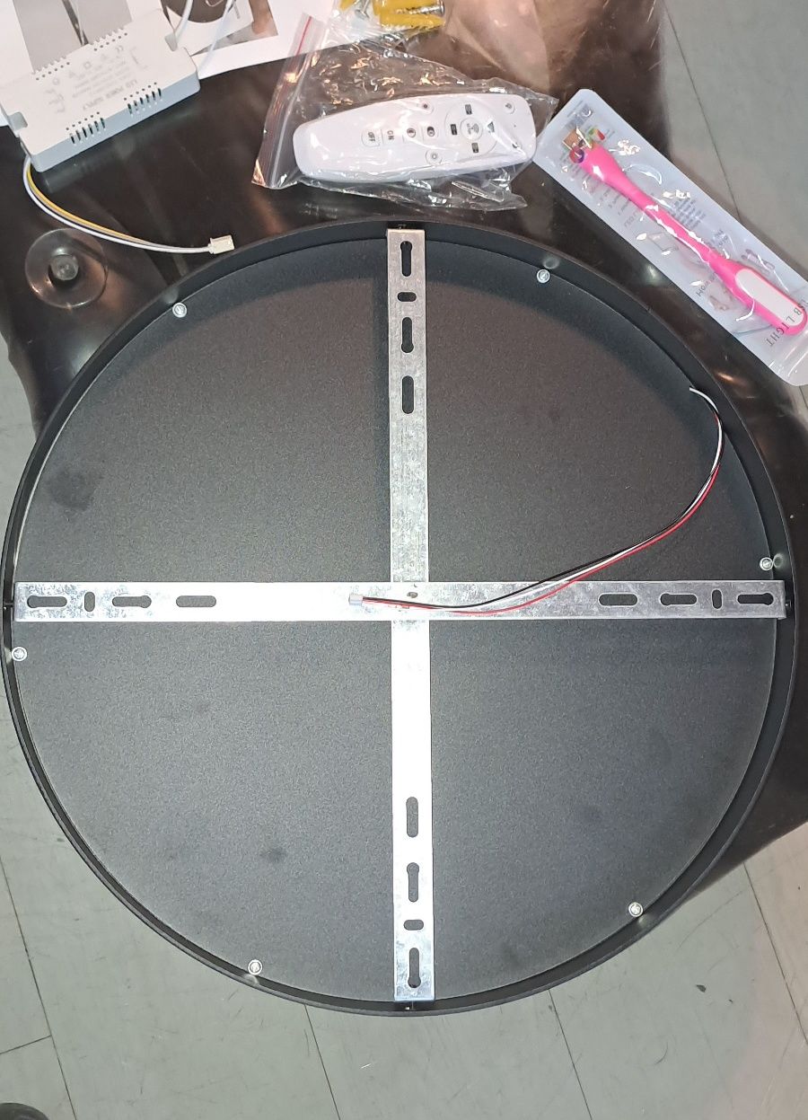 Lampa wzór księżyc