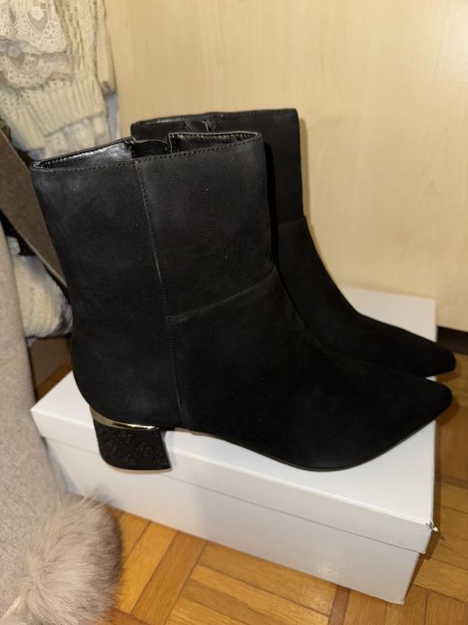 Guess oryginalne botki skóra zamsz suwak szpic 40 klasyka black