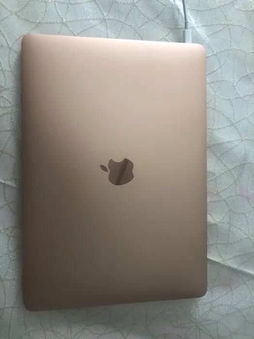 MacBook Air i5 2019, Rosegold