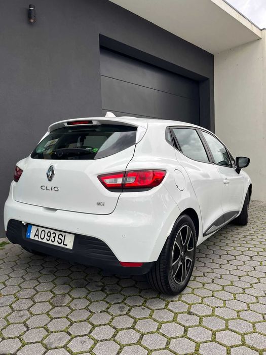 Renault Clio IV 1.5 - Automático - Económico dCi 90cv - 2016