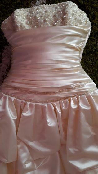 Свадебное платье или выпускное платье