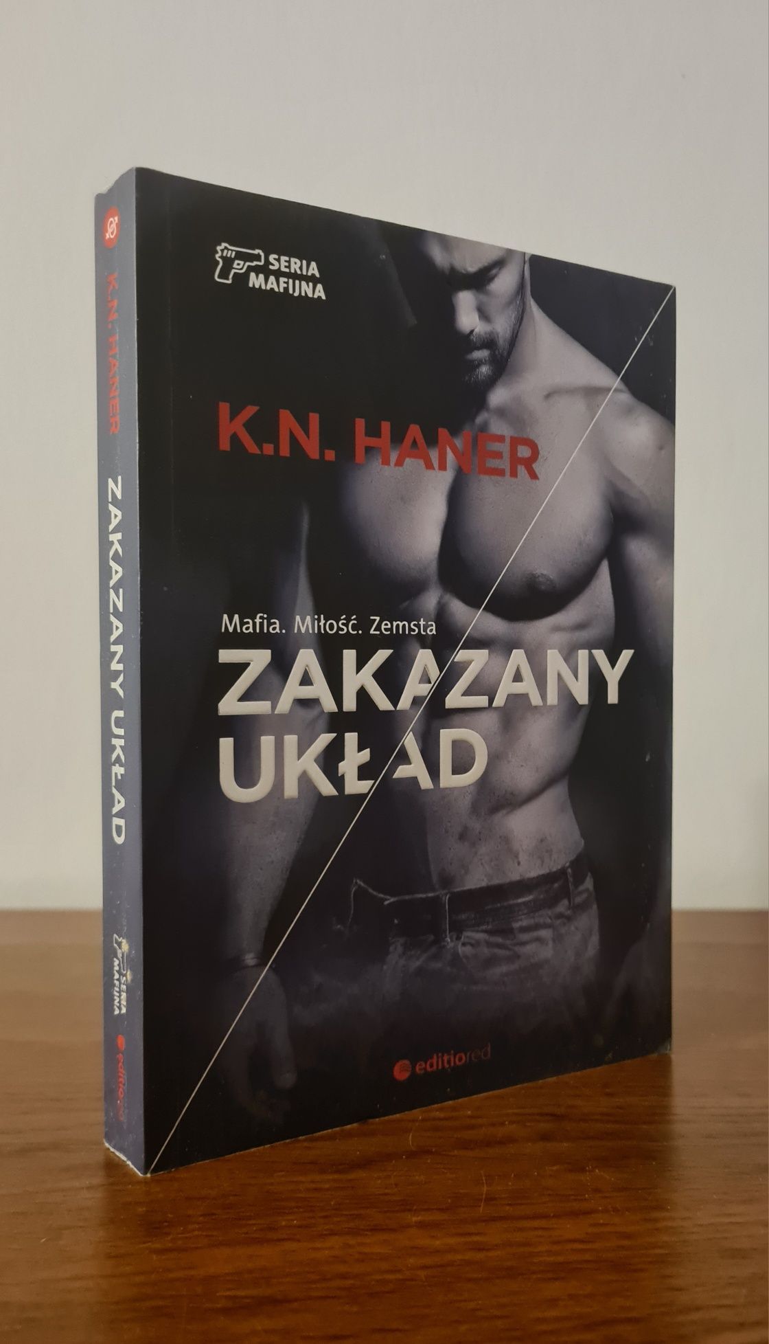 Zakazany układ - K.N. Haner