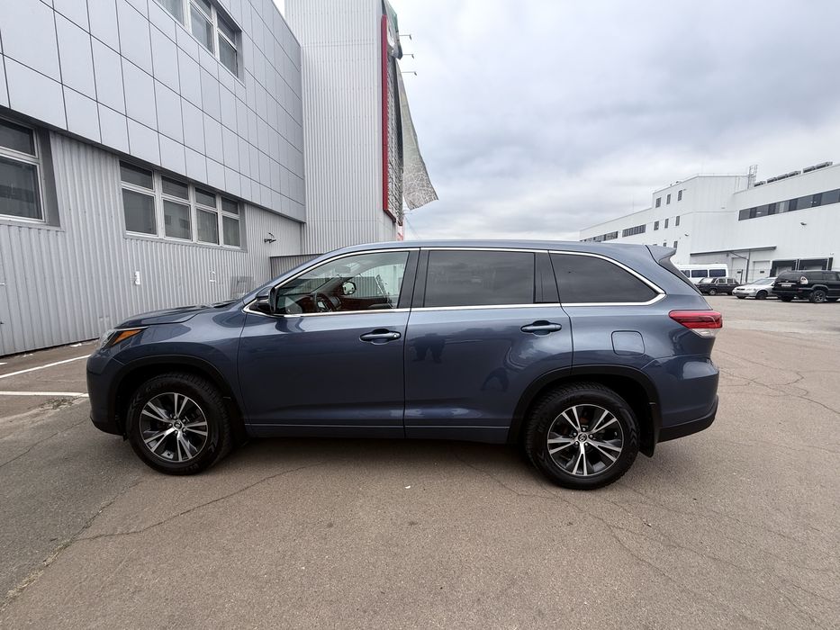 Toyota Highlander 2017 AWD 3.5 V6  Відмінний стан  110 000 км