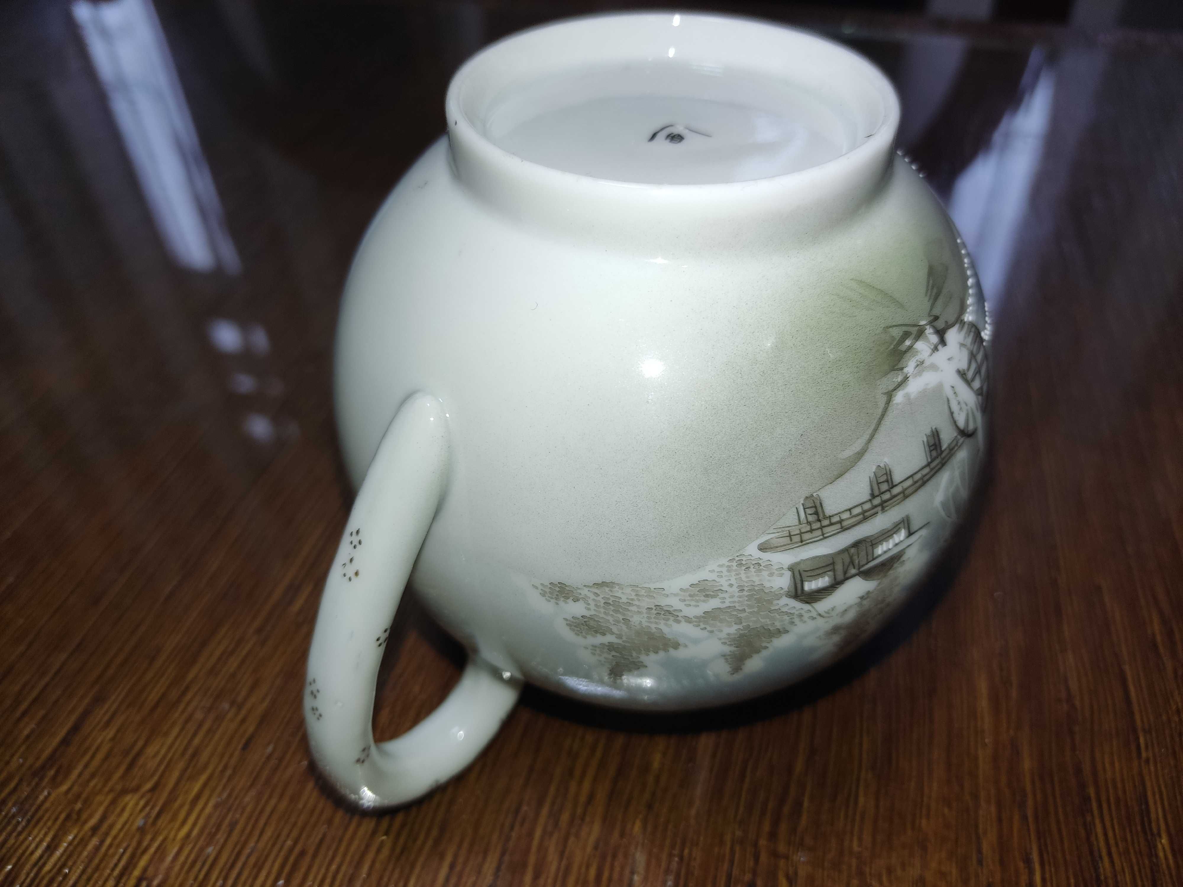 Антикварный японский экспортный фарфоровый чайник