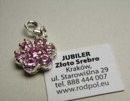 Srebrny charms kwiat różowe cyrkonie