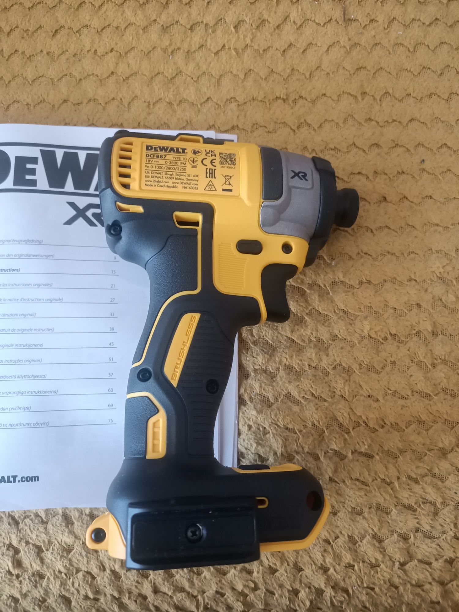 Nowa 24r oryginalna zakretarka DeWalt dcf887