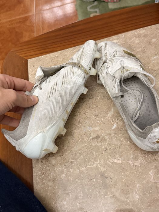 Chuteiras adida predator profissonaid