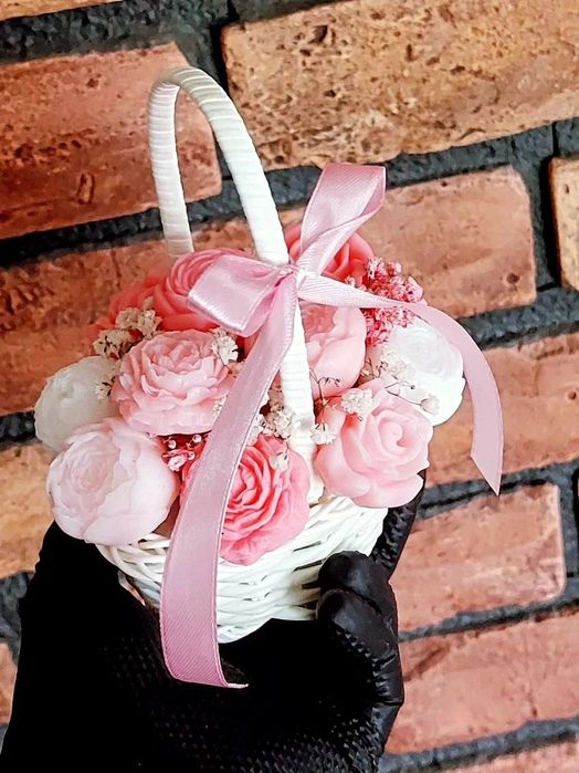 Koszyczek pelennpachnacych mydełek glicerynowych. Prezent dekoracja 2