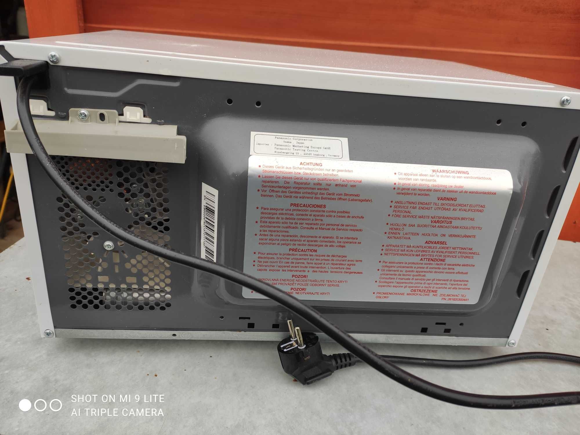 Mikrofala Panasonic 1250w