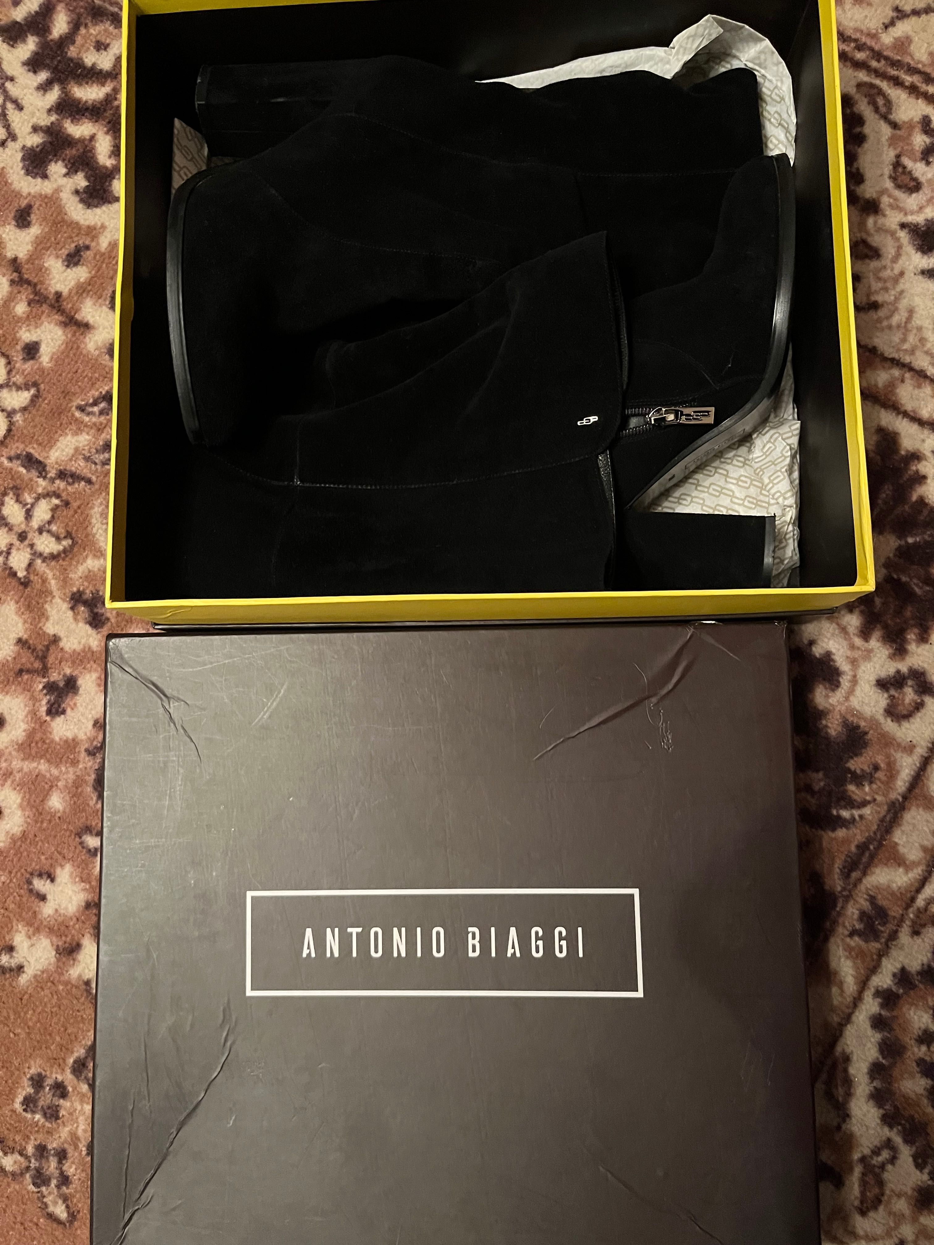 Стильна класика-замшеві осінні чобітки Antonio Biaggi 38 р.