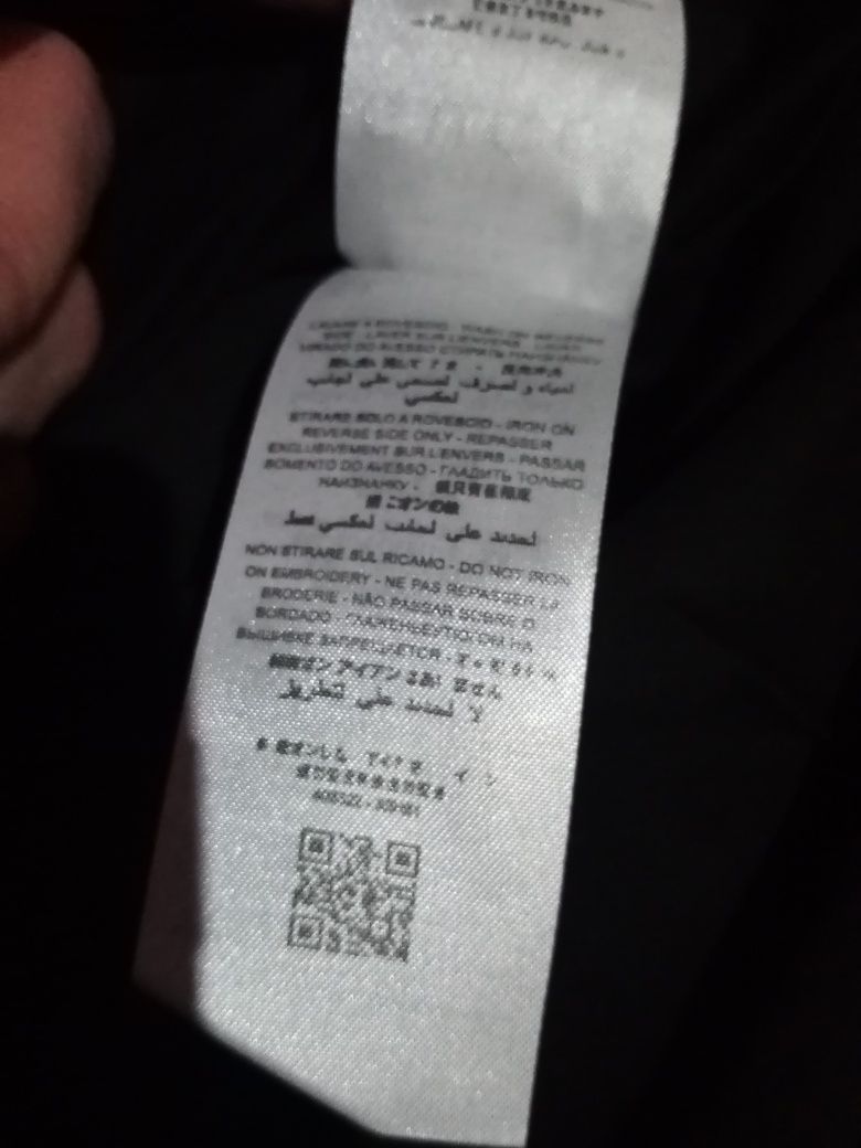 Sprzedam nową oryginalna koszulkę Gucci