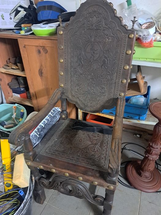 Conjunto mesa e cadeiras