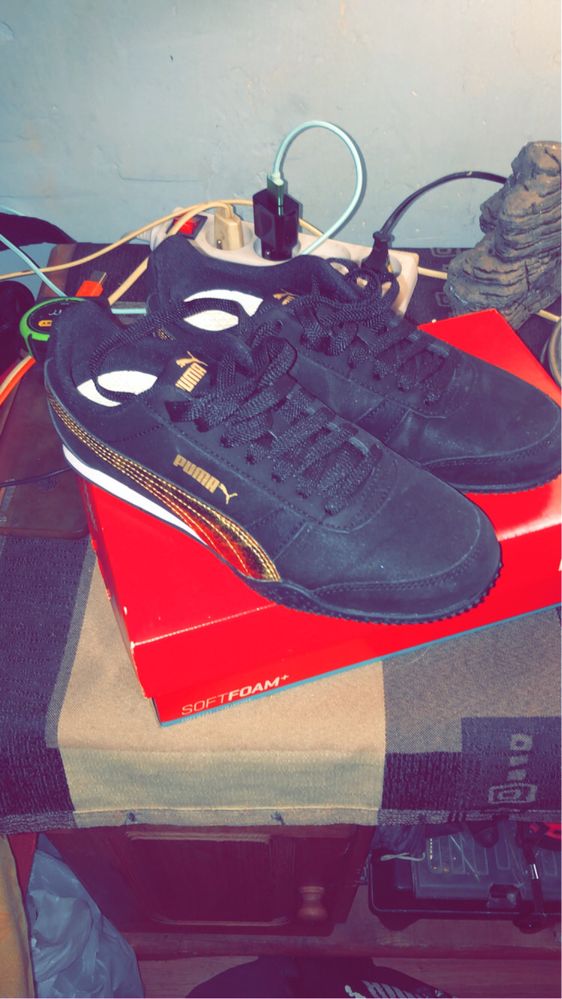 PUMA Damskie Buty Czarny Złoty