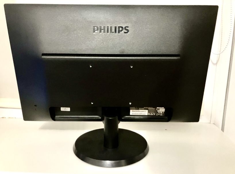 Монітор 21.5" Philips 223V5LSB2/10/62