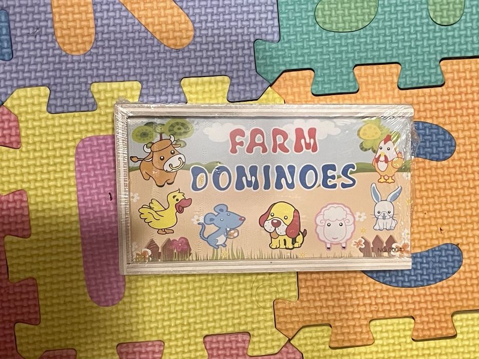 Нові іграшки для дітей: пазли, доміно та ігровий манеж