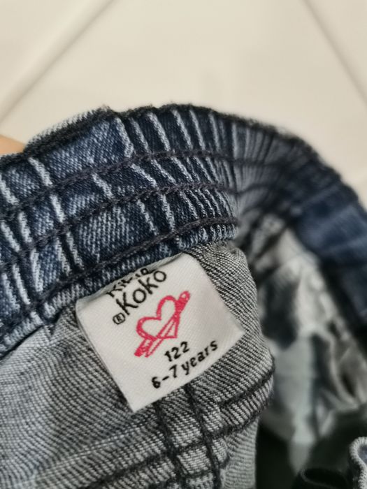 Jeansy dla dziewczynki 122