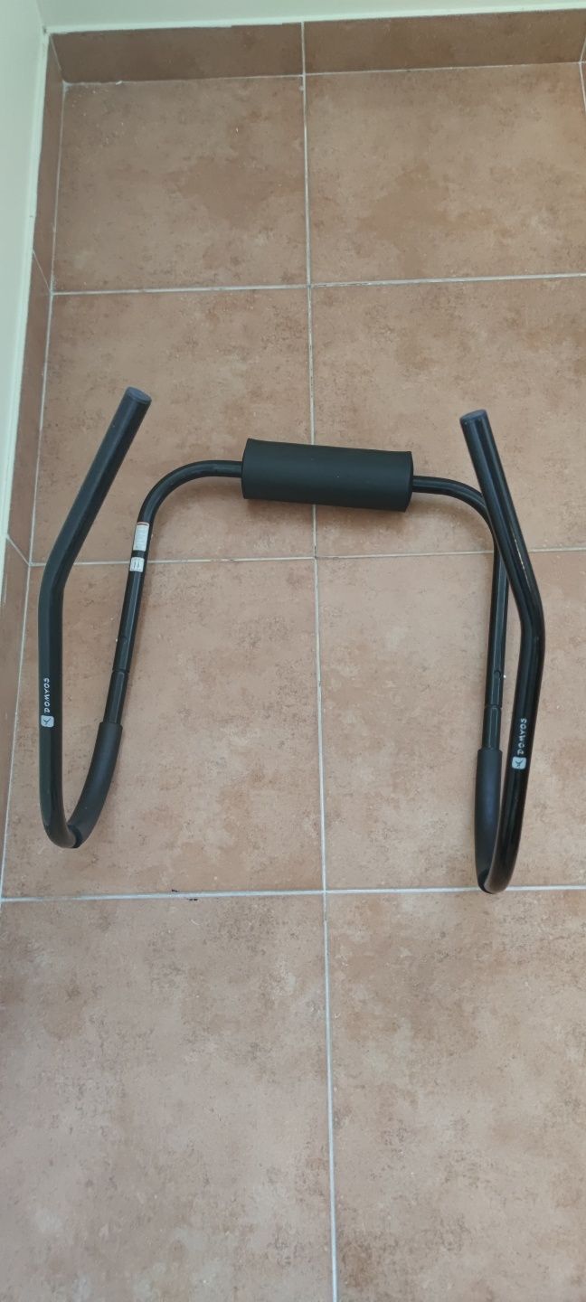 2 aparelhos de Abdominais
