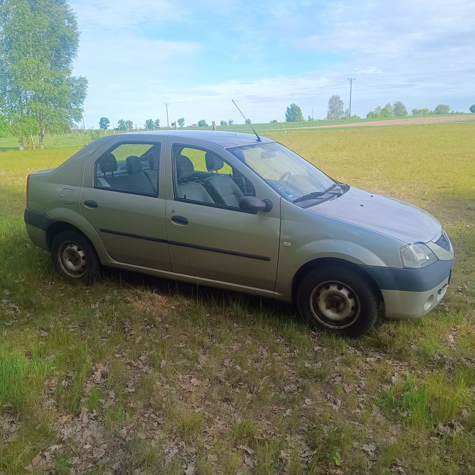 Dacia Logan 1.4 benzyna 86 tys km elektryka okazja