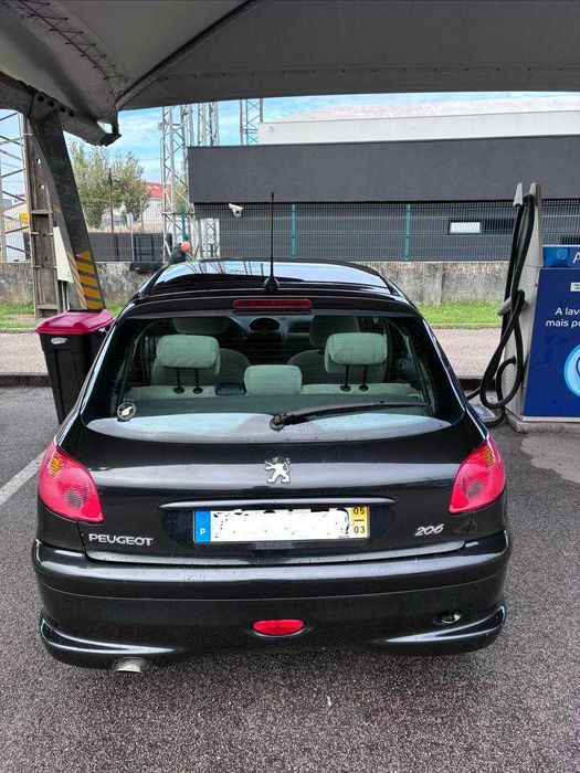 Peugeot 206 (Março 2005)