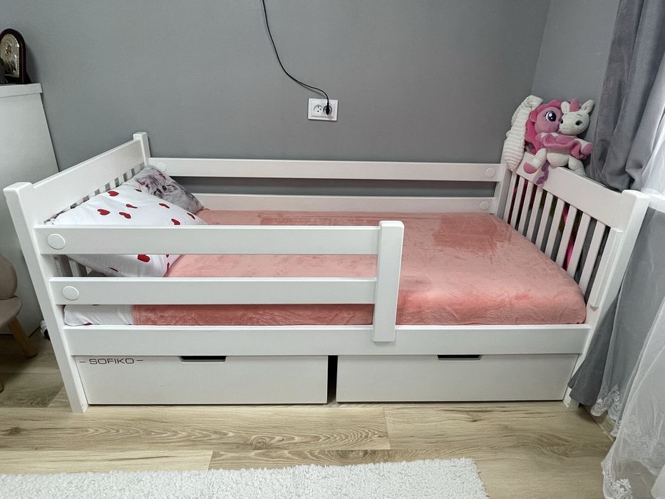 Дитяче ліжко для дитини