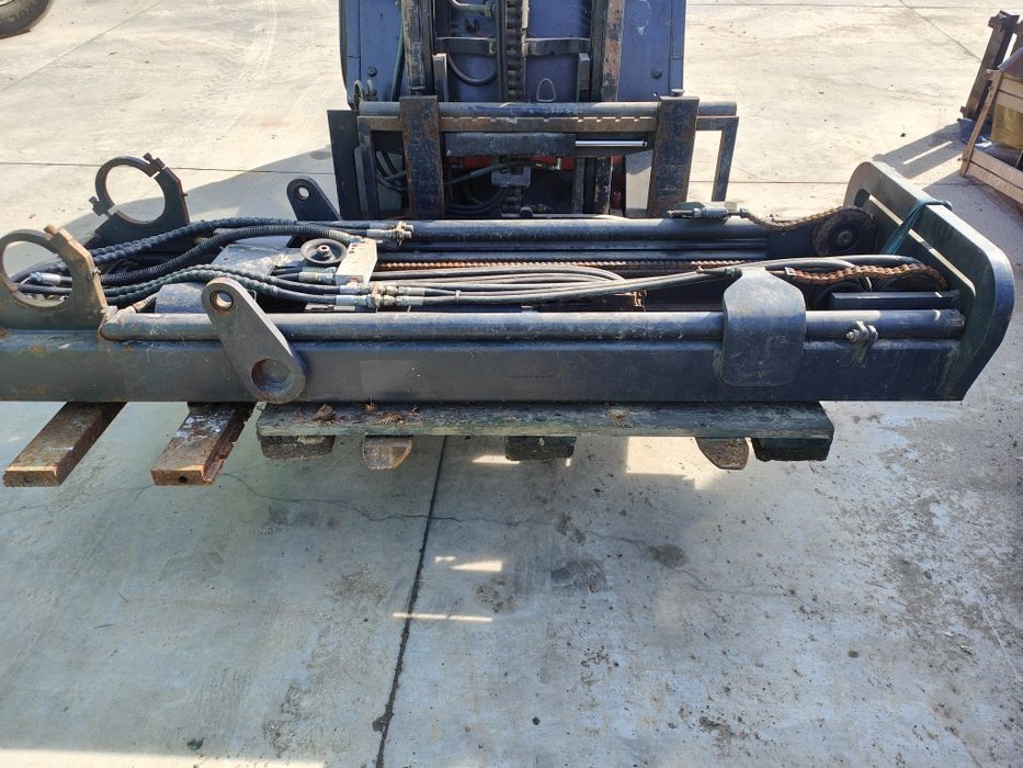 Maszt triplex 4.7m wolny skok do wózków widłowych Yale