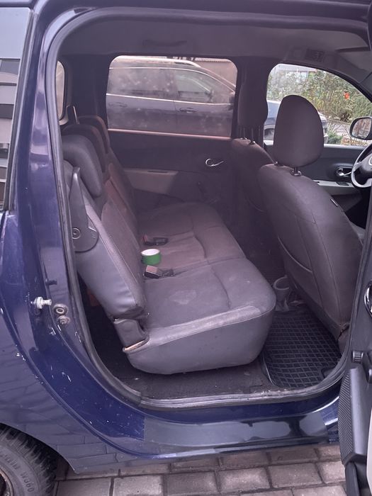 Dacia Lodgy 1.6 MPI MT (83 к.с.)