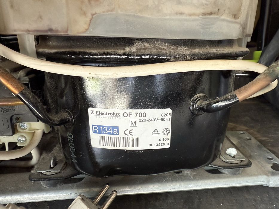 Компресор холодильника r134