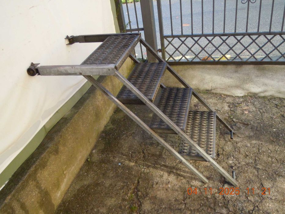 schodki rozkładane wysuwane drabinka ocynkowane samochód dostawczy