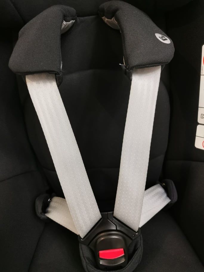 Fotelik Maxi Cosi Pearl pro 2 + baza Isofix  9-18 kg