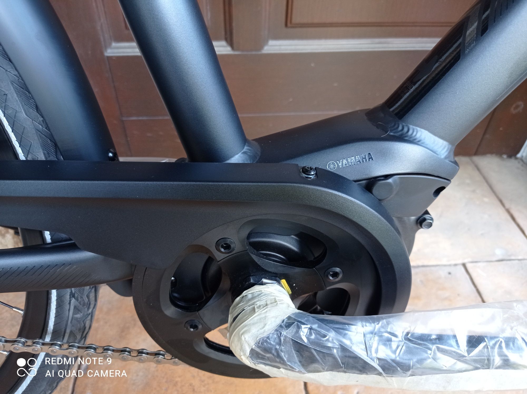 ROWERY Elektryczny Giant  28" NOWY 8 Nexus XL Yamaha  Wysyłka
