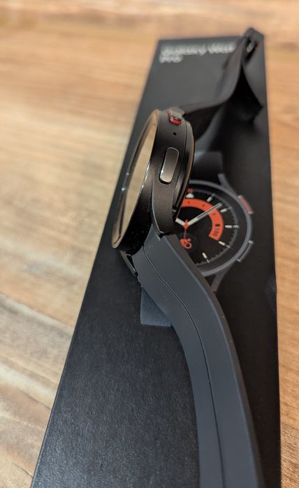 Samsung Galaxy Watch 5 Pro Titanum Black LTE ідеал