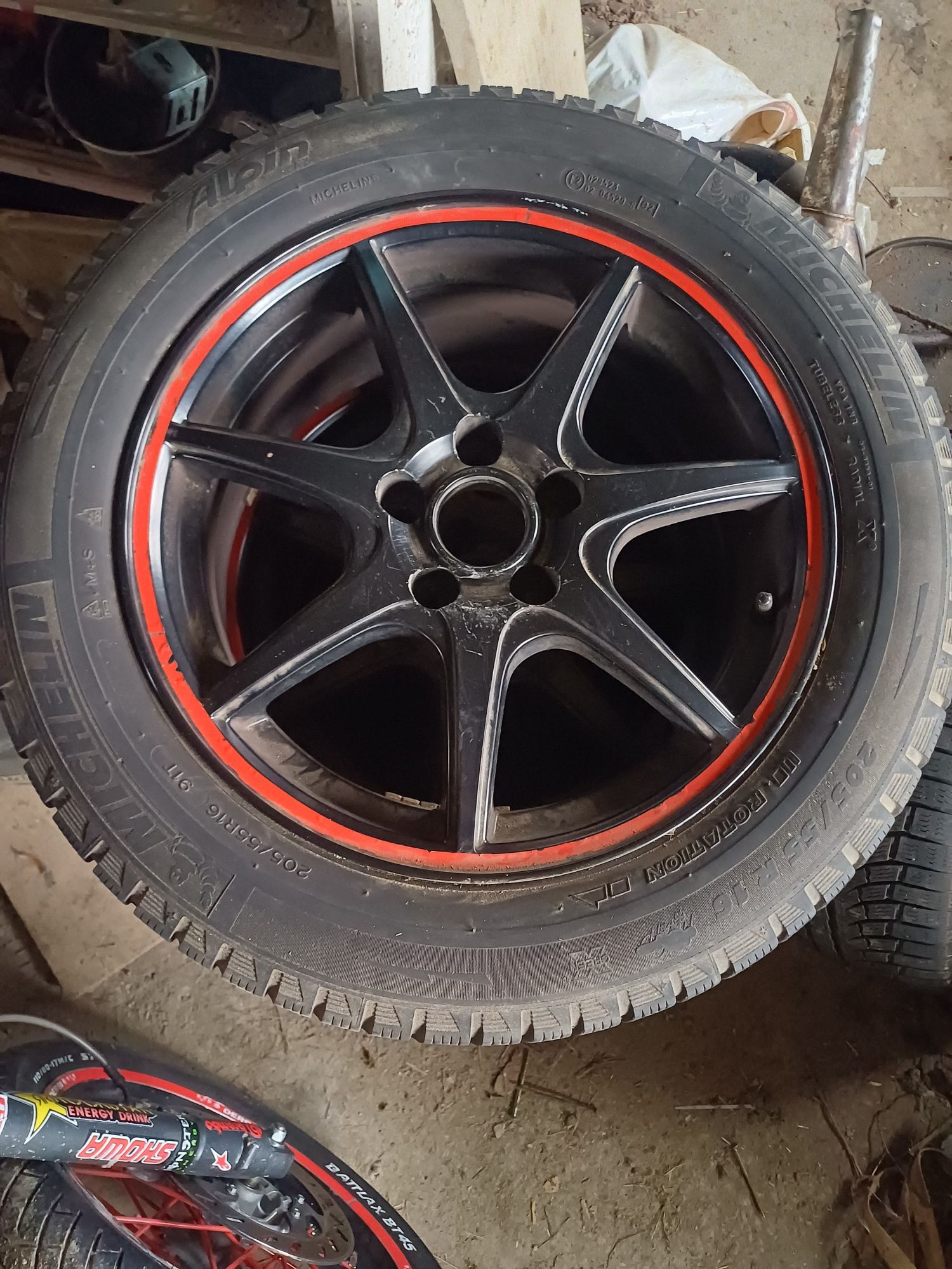 Felgi z oponami r16 205/55