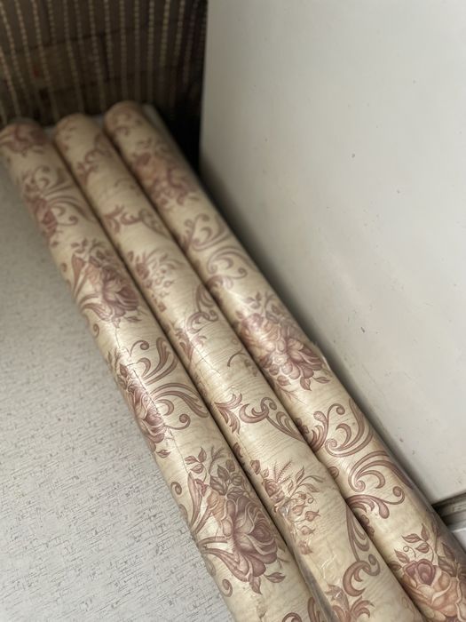 Обои три рулона