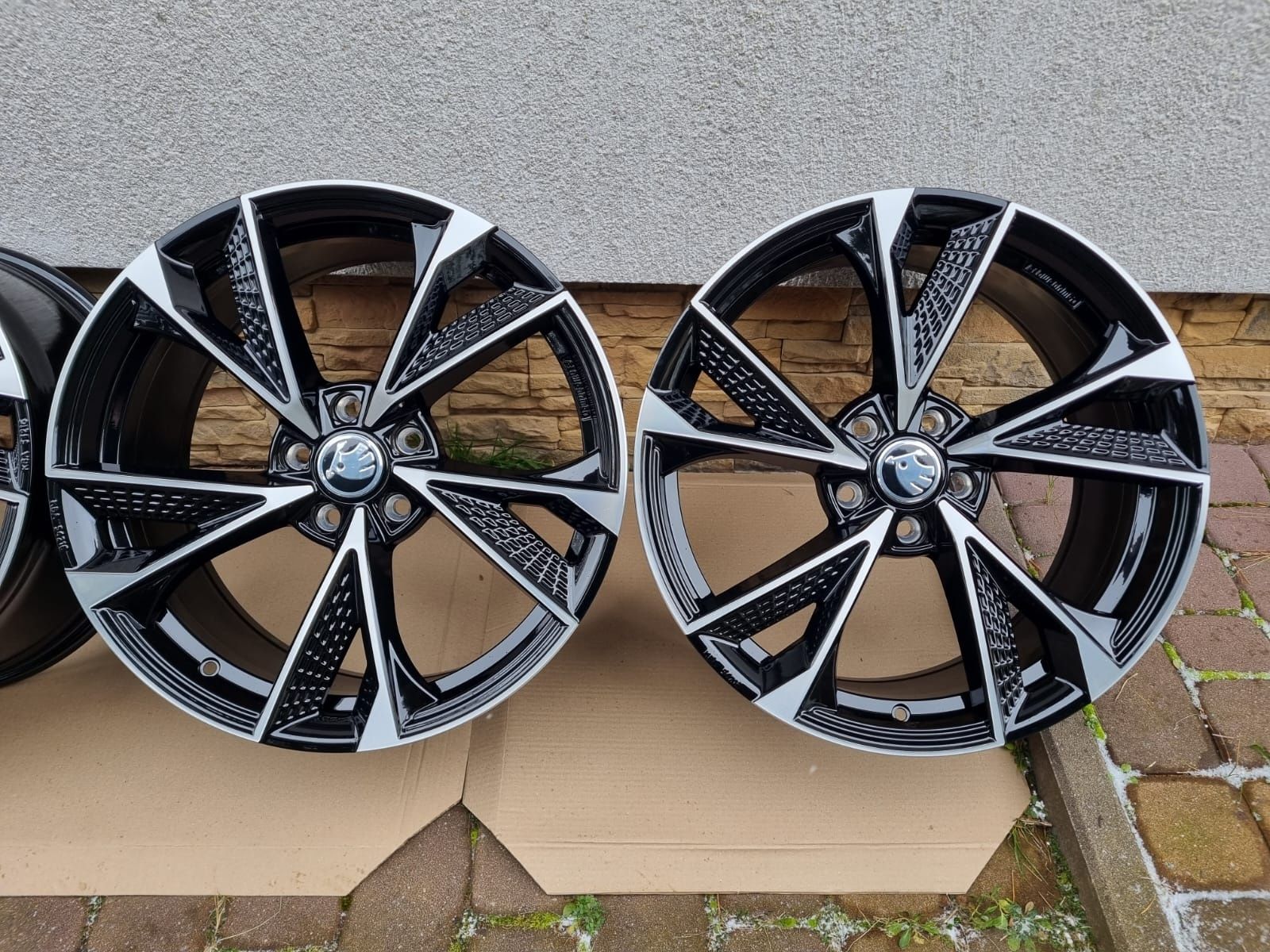 ALUFELGI Audi Volkswagen Skoda Seat 5x112 18 Nowe Niemieckie