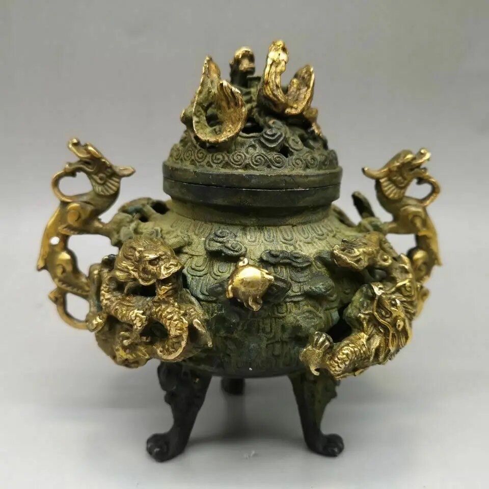 Античные вазы ,курильницыиз Тибета ,Драконы