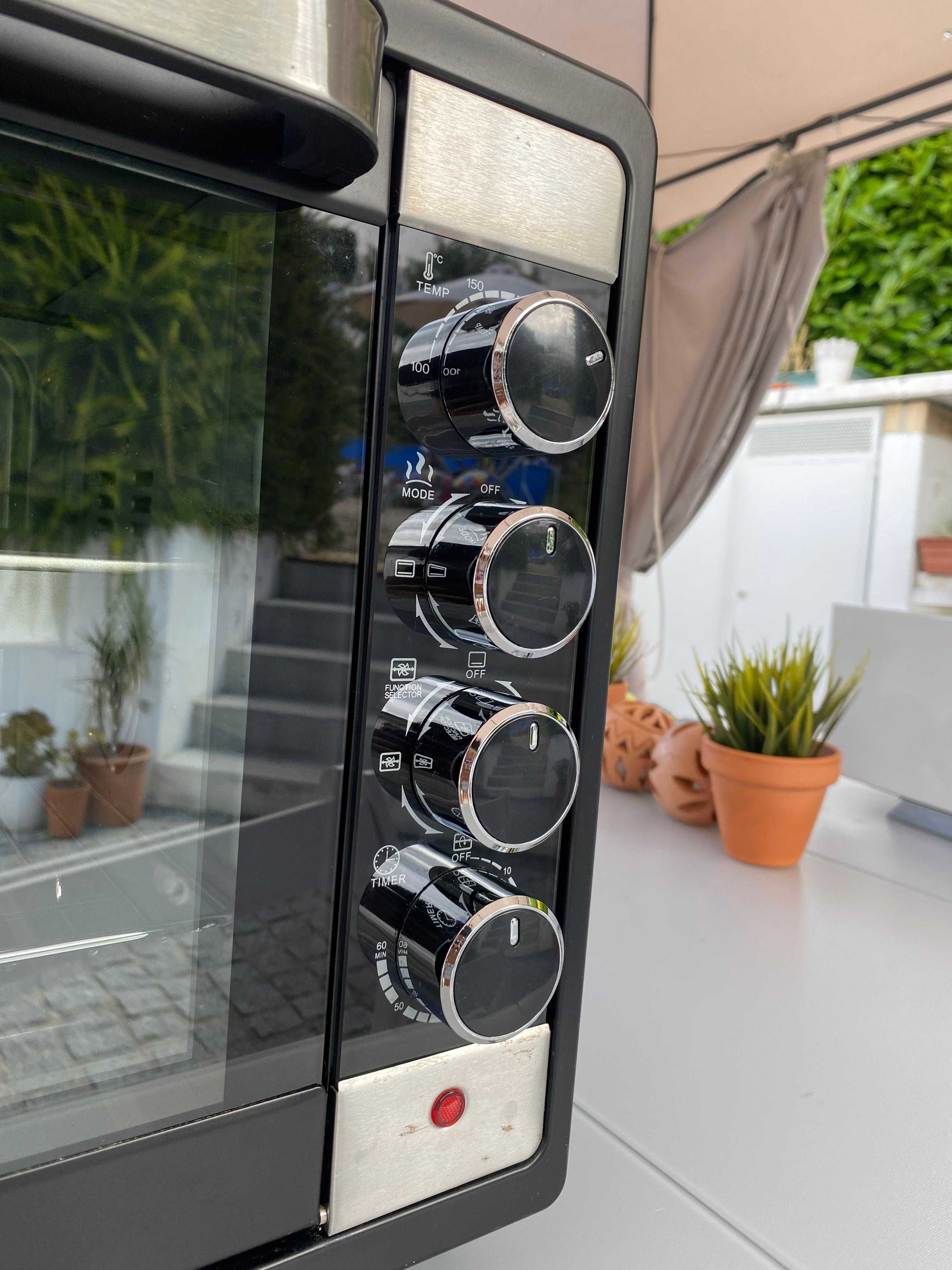 Forno elétrico portátil