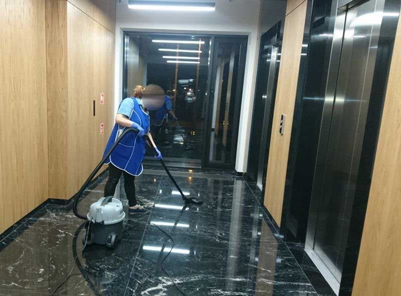 Sprzątanie biur, osiedli, mieszkań oraz biurowców dla firm - Warszawa