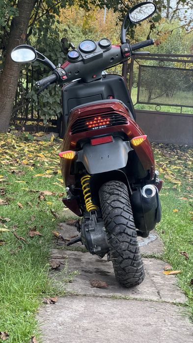 Скутер Malaguti F12