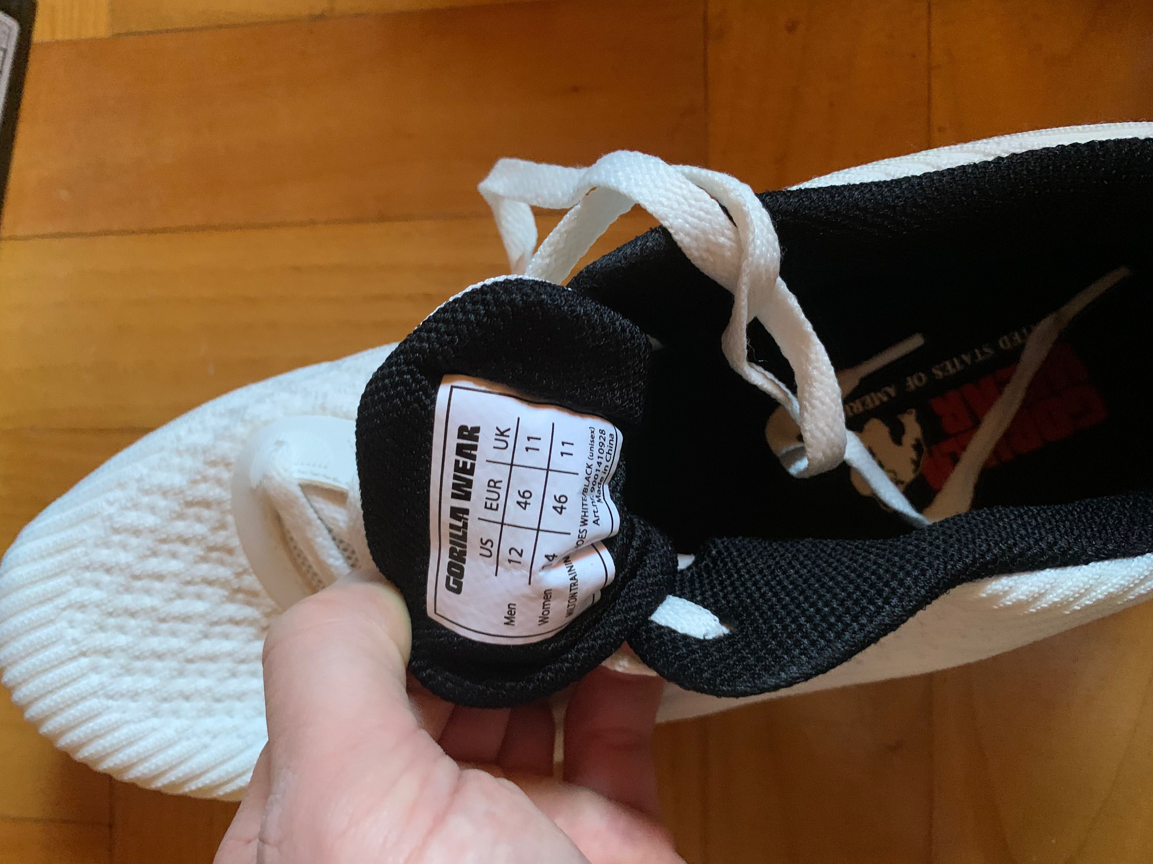 Milton Training Shoes - białe buty treningowe