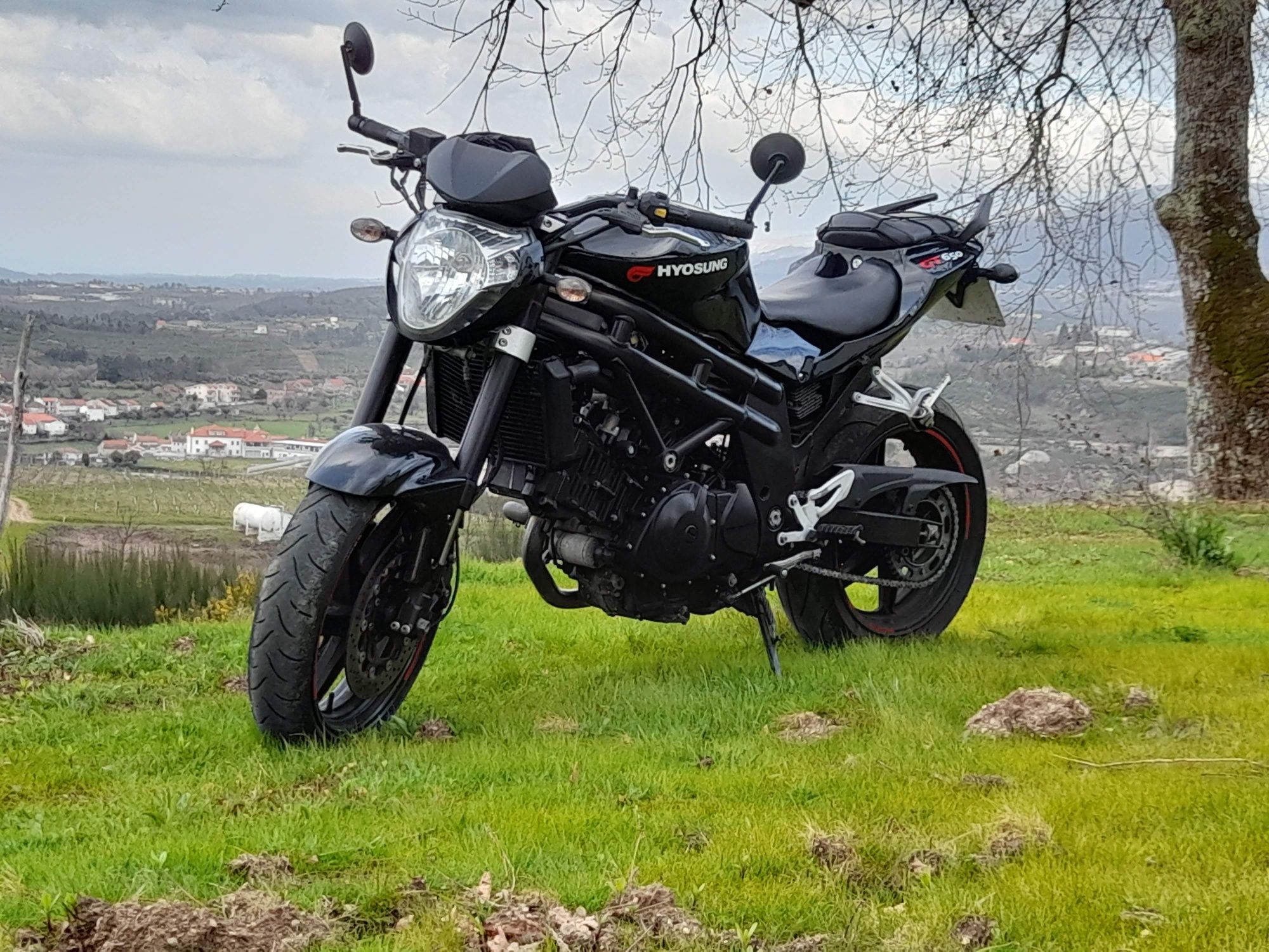 Vendo moto Hyosung