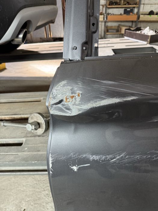 Дверка двері задні Ford Explorer 6 2019 2020 2021 2022 2023 2024 2025