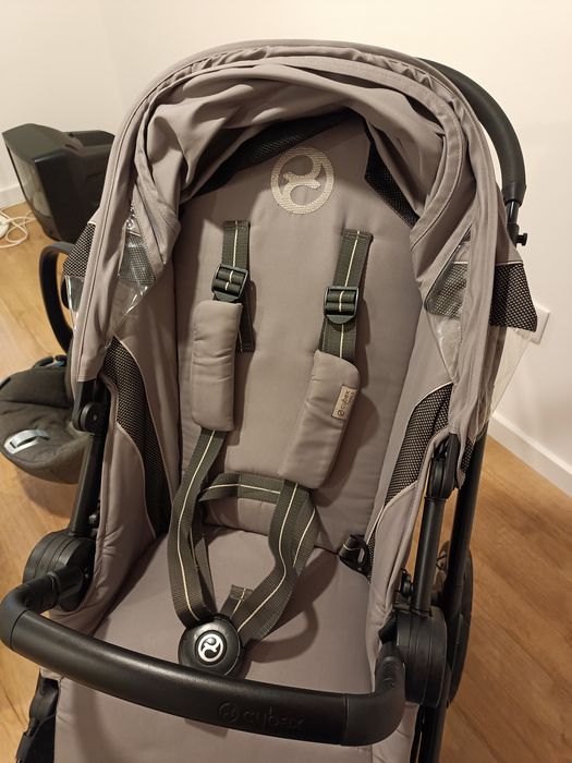 Carrinho bebé Cybex + Ovo Cybex + base Isofix Cybex