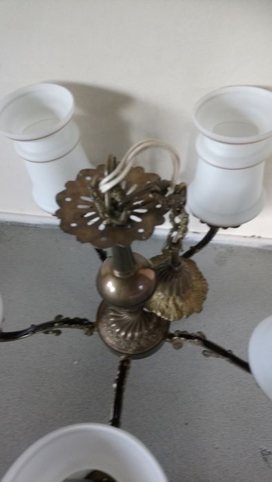 Żyrandol z mosiądzu PRL