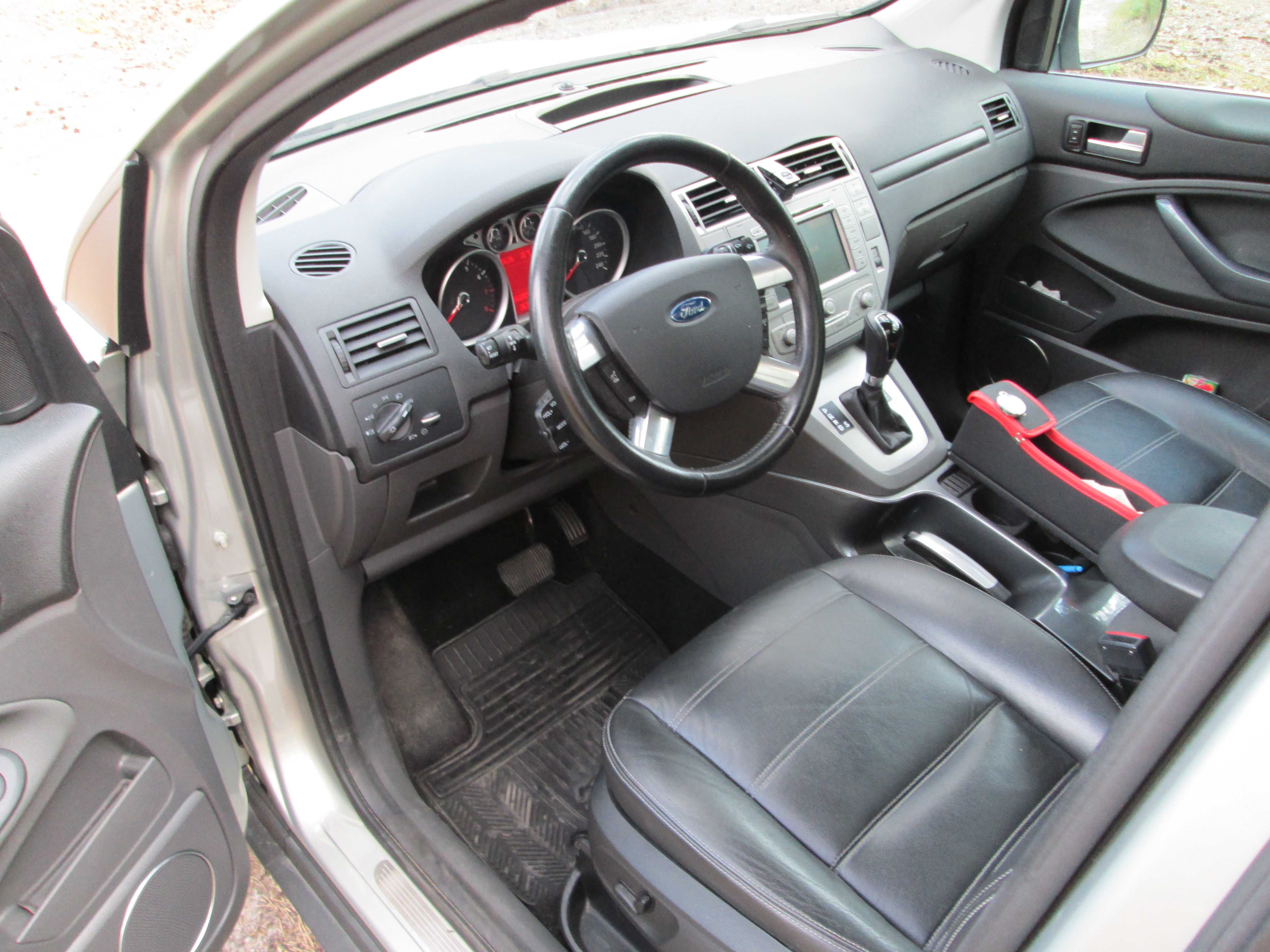 Ford Kuga 2.5 T 4x4 Automat