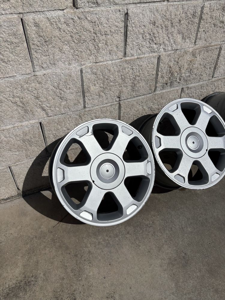 Jantes Audi S3 8L R17
