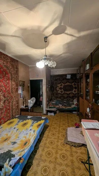 Срочно! Продам 1 комнатную хрущевку у Парка Победы